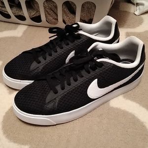 Nike Royale LW